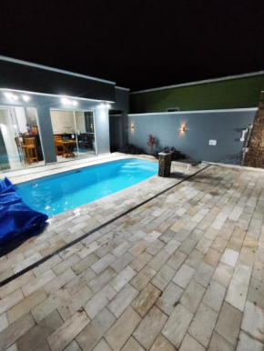 Casa Boracéia com piscina